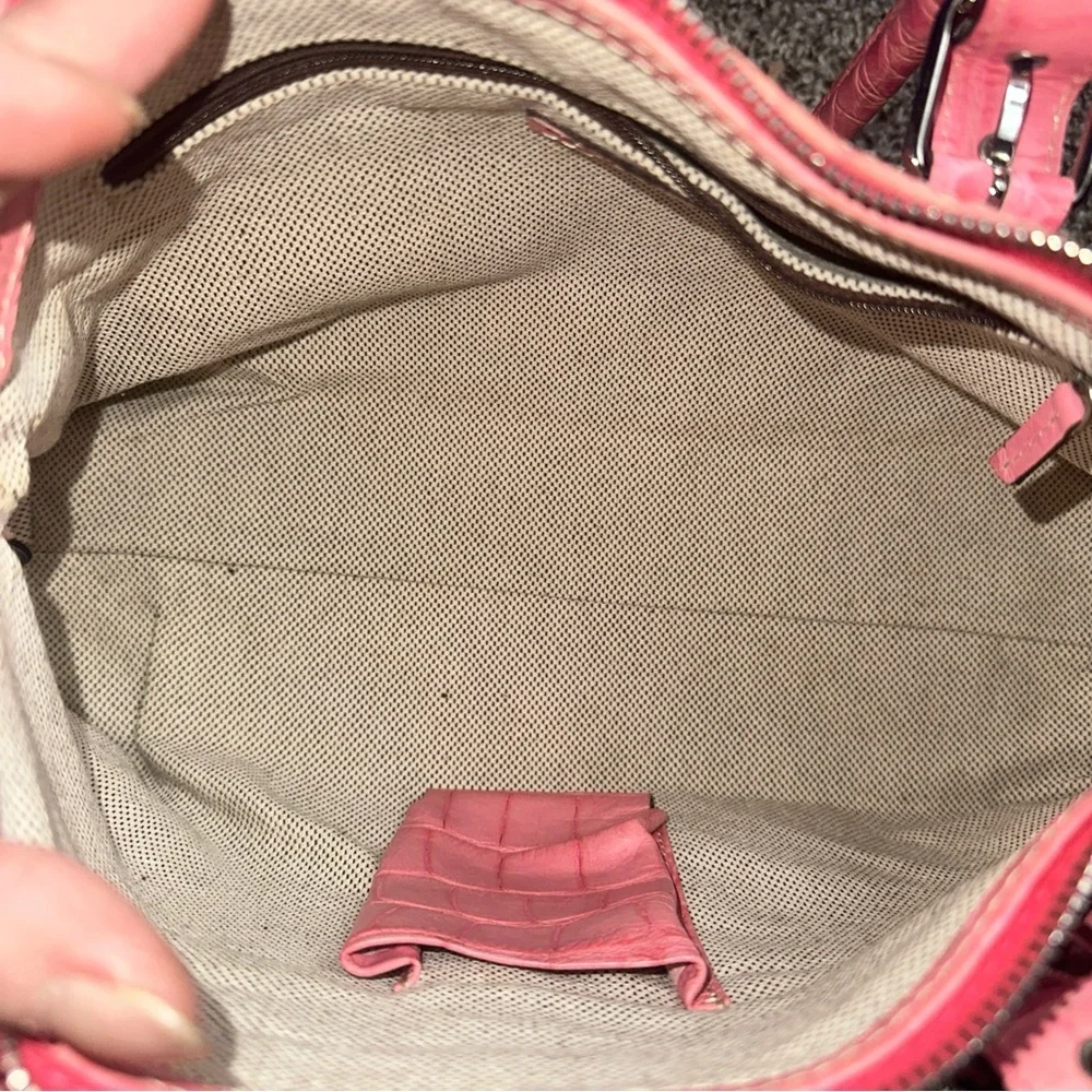 Dooney & Bourke Pink Crocodile-Embossed Shoulder Bag Y2K - Picture 4 of 12